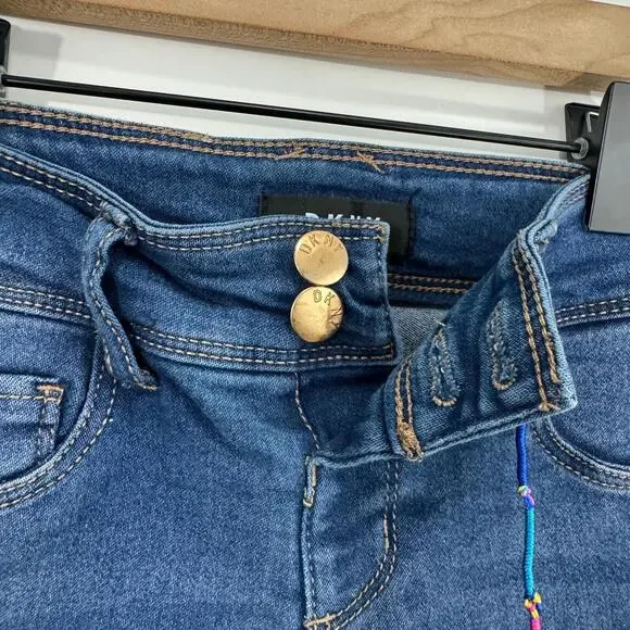 DKNY Girl’s Size 8 Blue Denim Stretch Skinny Leg Pull On Pants Jeggings - Picture 4 of 11